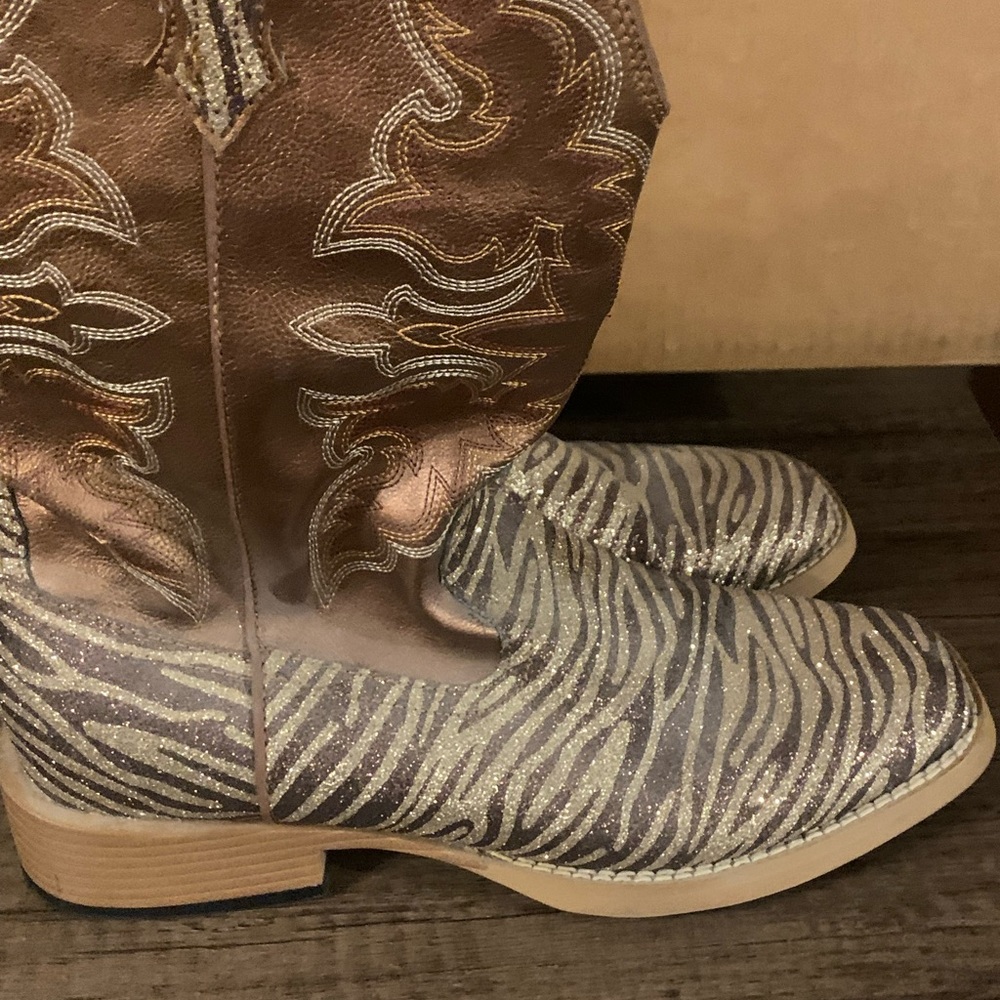 Roper cowgirl boots..